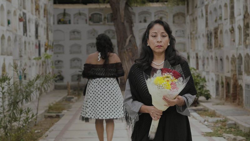 Flor de Azalea behind the scenes
